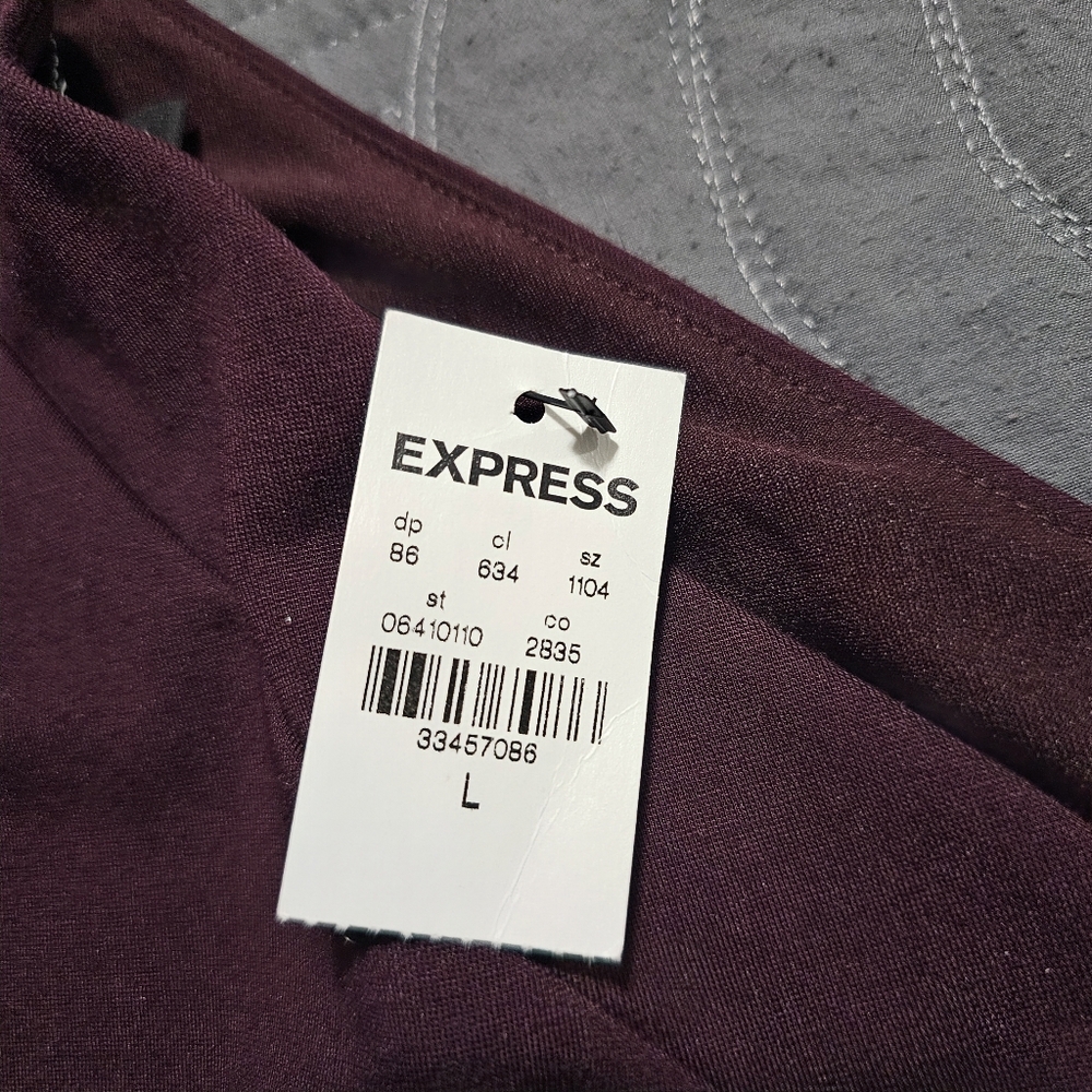 Asymmetric One-Shoulder Top in Deep Burgundy - Picture 5 of 6